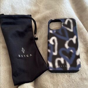 Black and Blue Heart Phone Case
Burga IPhone 13